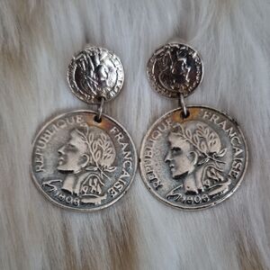 🌙French Coin Drop Earrings